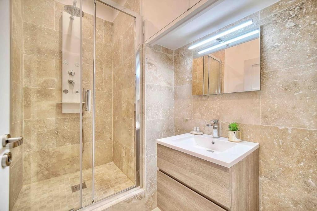 Croisette 8/10 Pers Apartment Cannes Luaran gambar